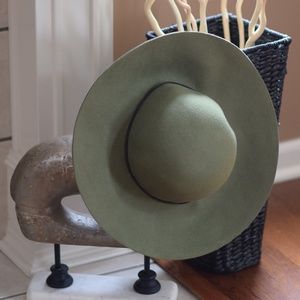 Floppy Hat